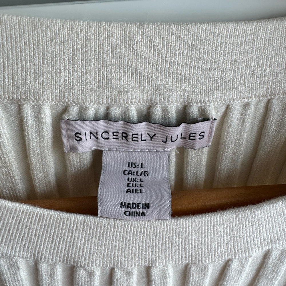 Sincerely Jules Off-White Ribbed Top - Picture 2 of 4